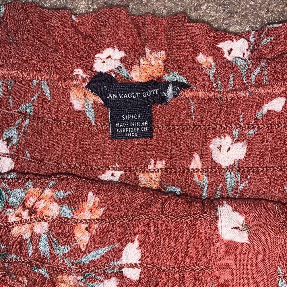 Flower patterned romper - Picture 4 of 4